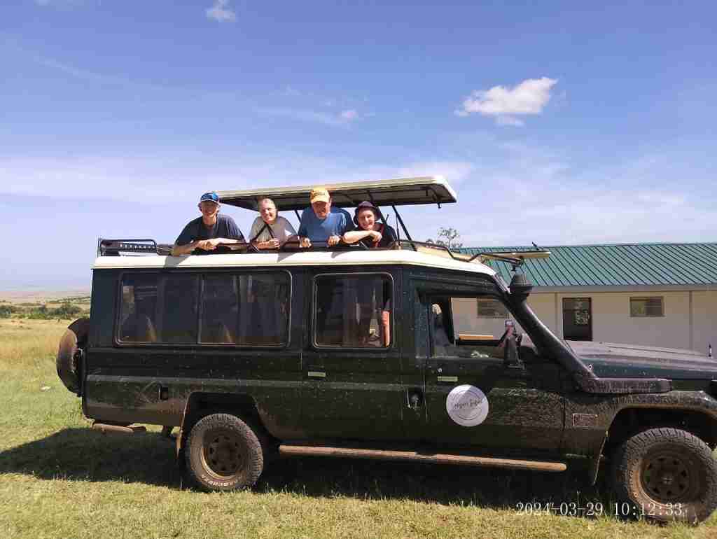 Guests on a driving safari with Designer Safari